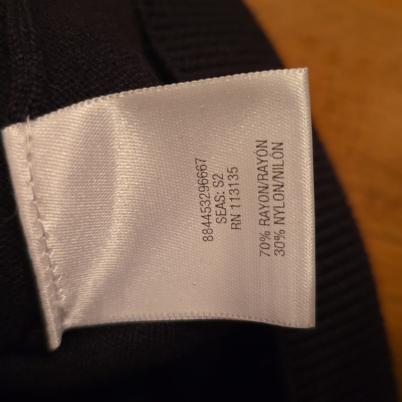 COVINGTON BRAND WOMEN'S BLACK FRONT BUTTON CARDIGAN V-NECK SWEATER SIZE LARGE - Picture 9 of 15